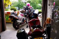 away06